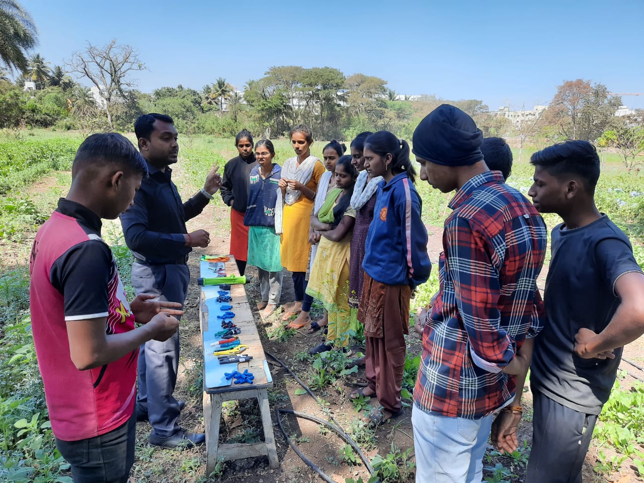 Hero Section - hero-12